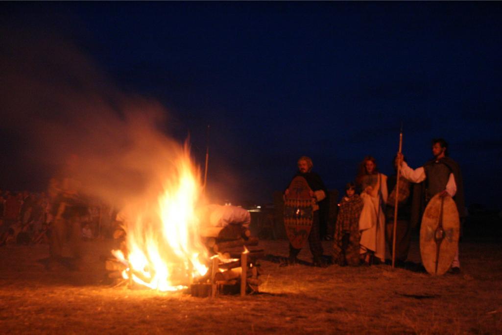arv2005-Bucher funéraire 2.jpg